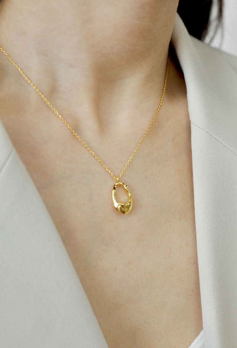 Bright Pop Graceful Mood Contemporary Basket Pendant Necklace