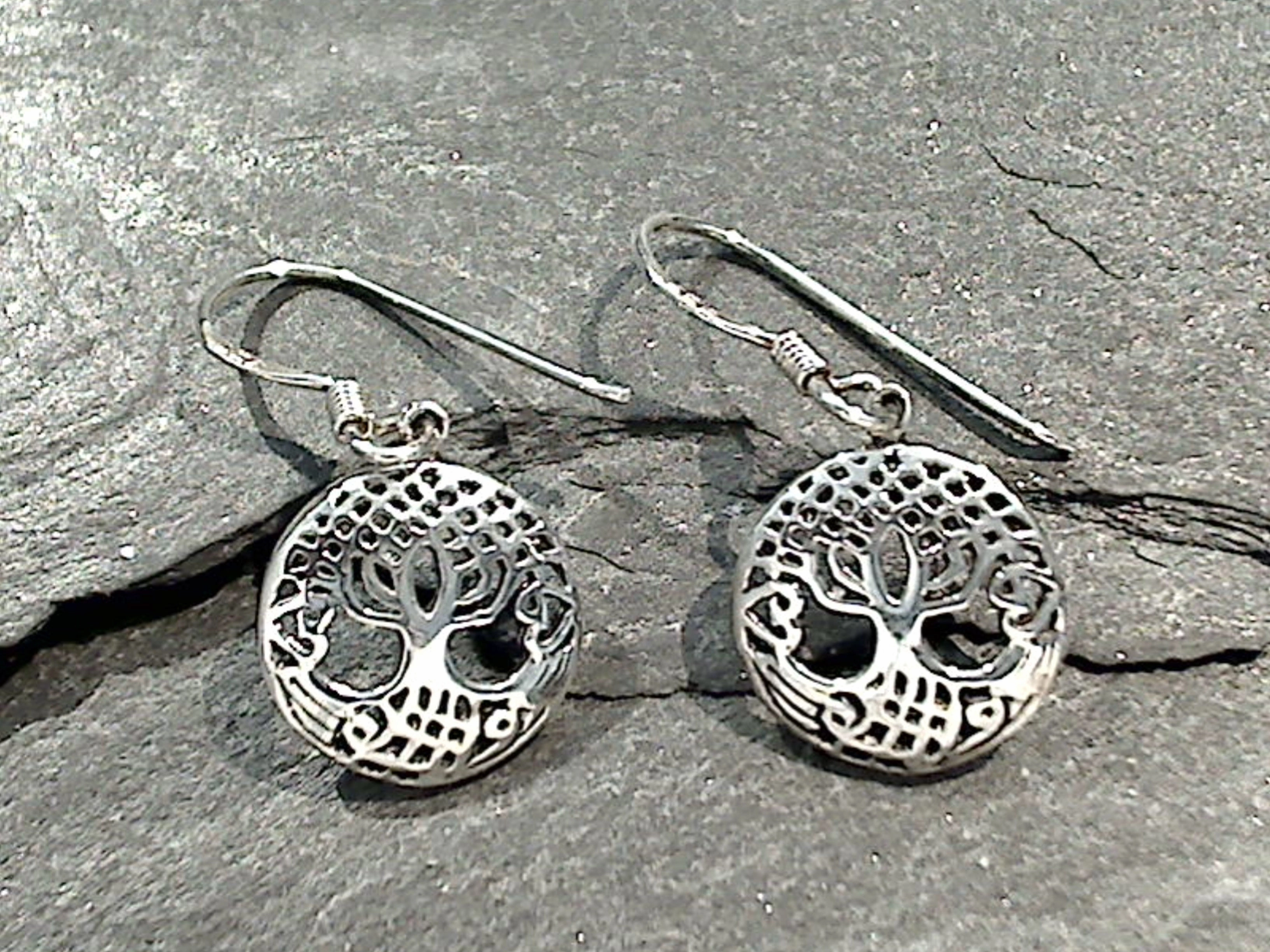 Sterling Silver Small Tree of Life Earrings Round Ornament Durable piece