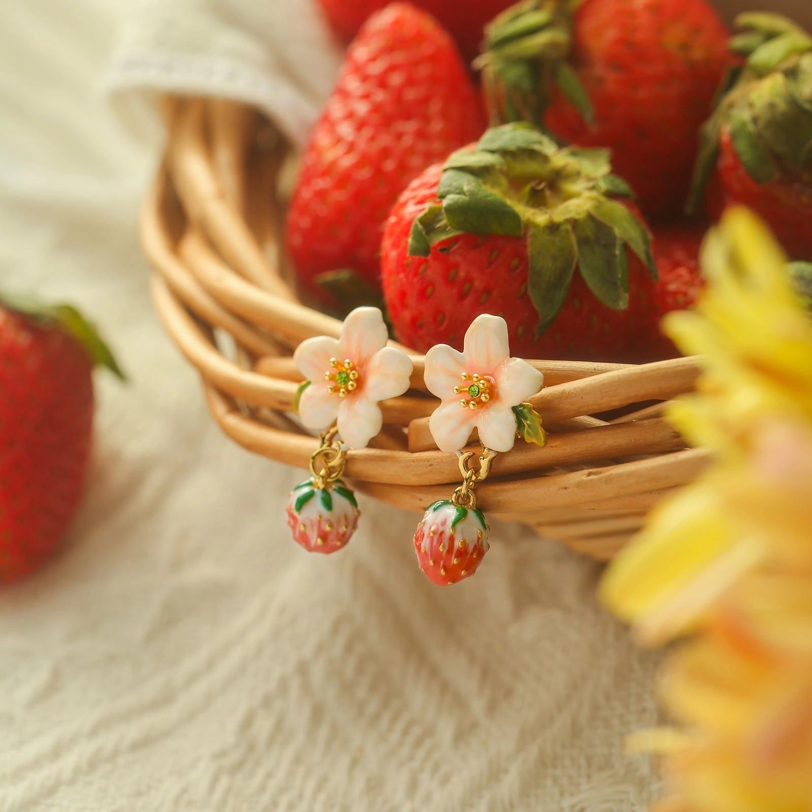 Strawberry Flower Earrings Simple Selection Graceful Option