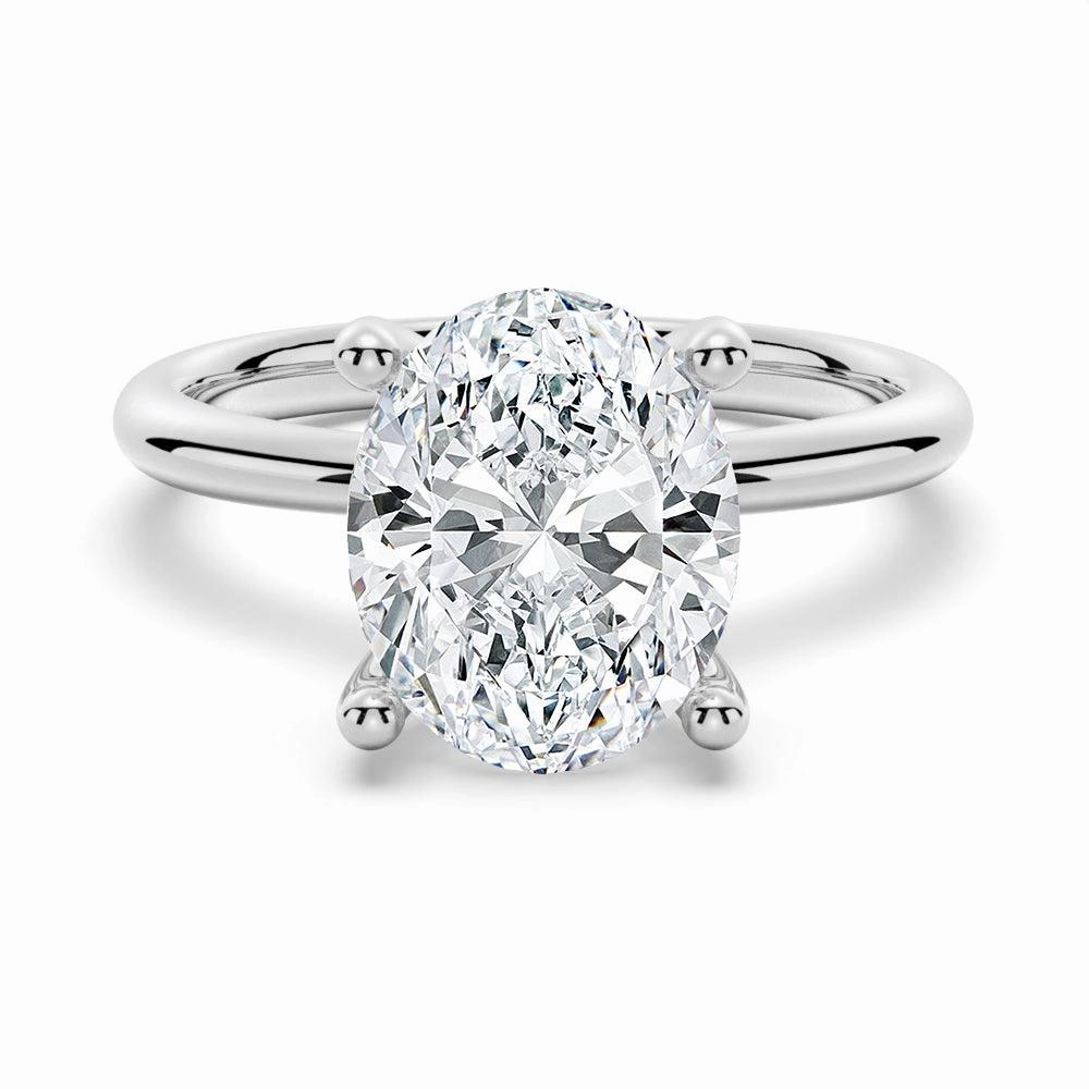 True Elegance Trendy Feel Oval Shaped Solitaire Moissanite Engagement Ring