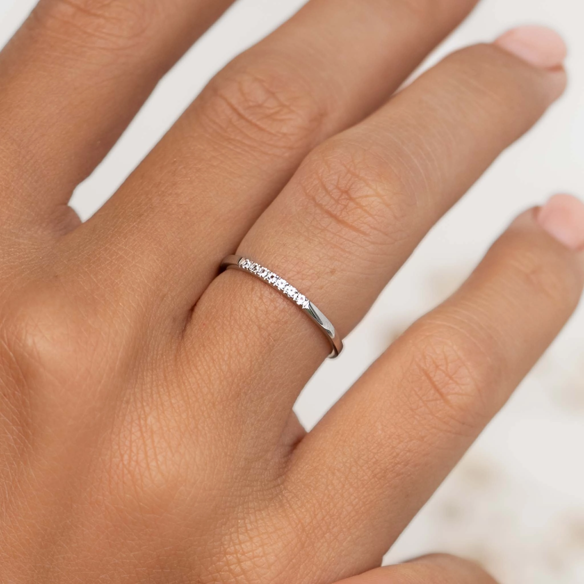 Effortless Fit Diamond Pave Band White Gold - Miriam