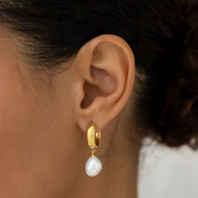 Baroque Pearl Chunky Hoop Earrings - Meredith Luxe For Less Artisan Touch