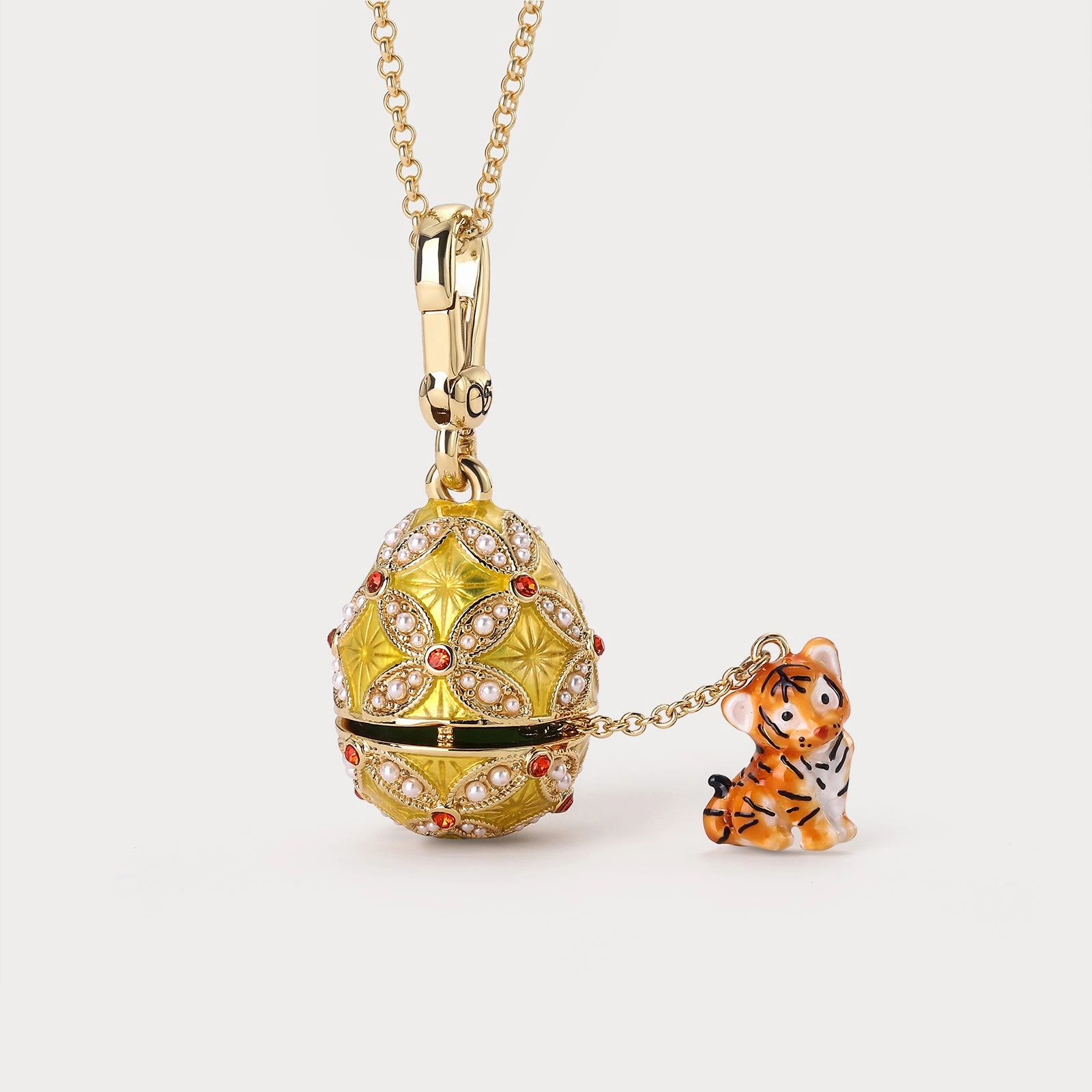 Cool feature Premium Look Tiger Locket Necklace