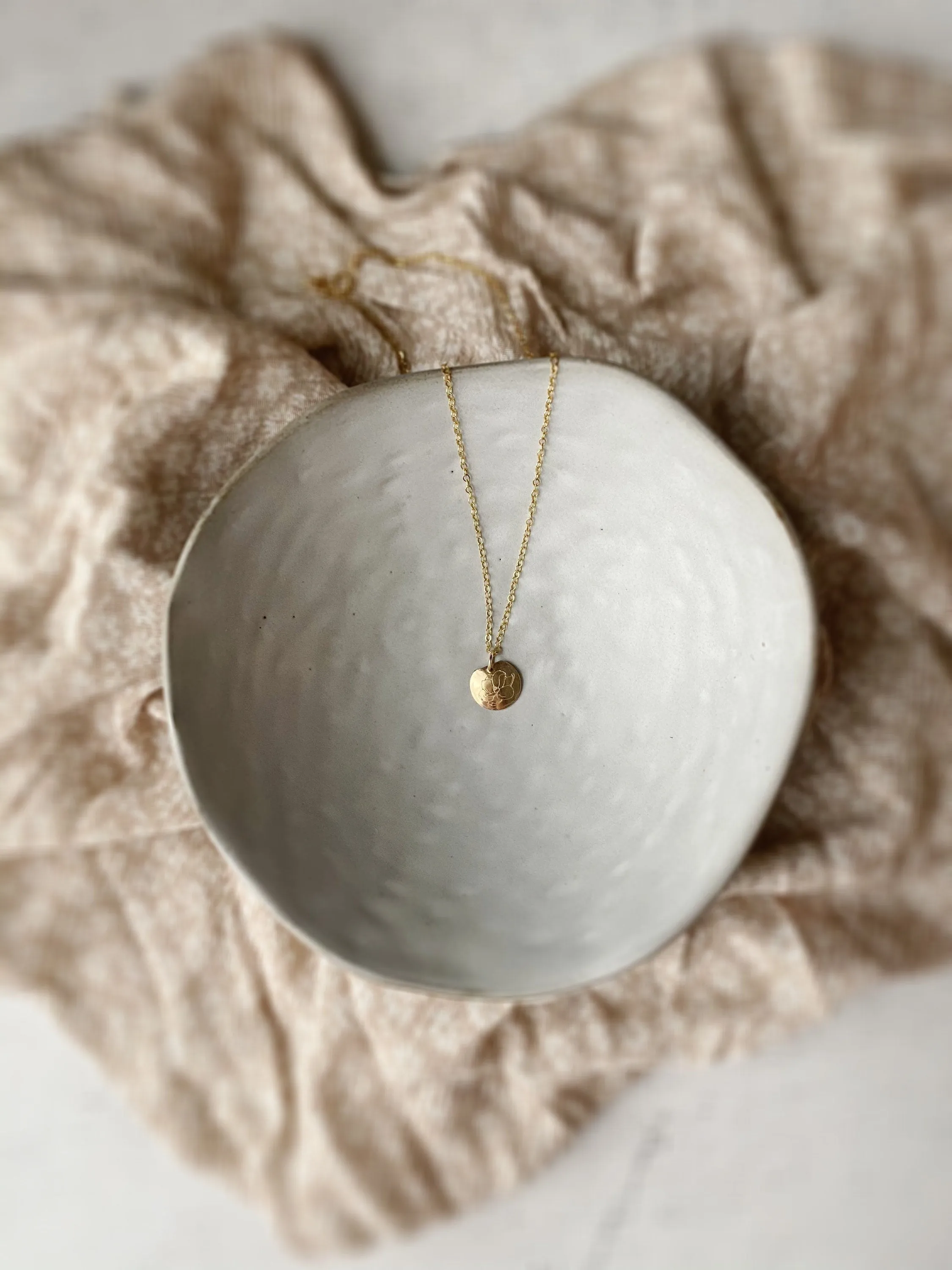 Arlisle Birthflower Small Necklace, Heirloom Necklace, Custom Flower Necklace, Mother??s Day Necklace, Memorial Necklace, Birth Month Jewelry Marvelous Item