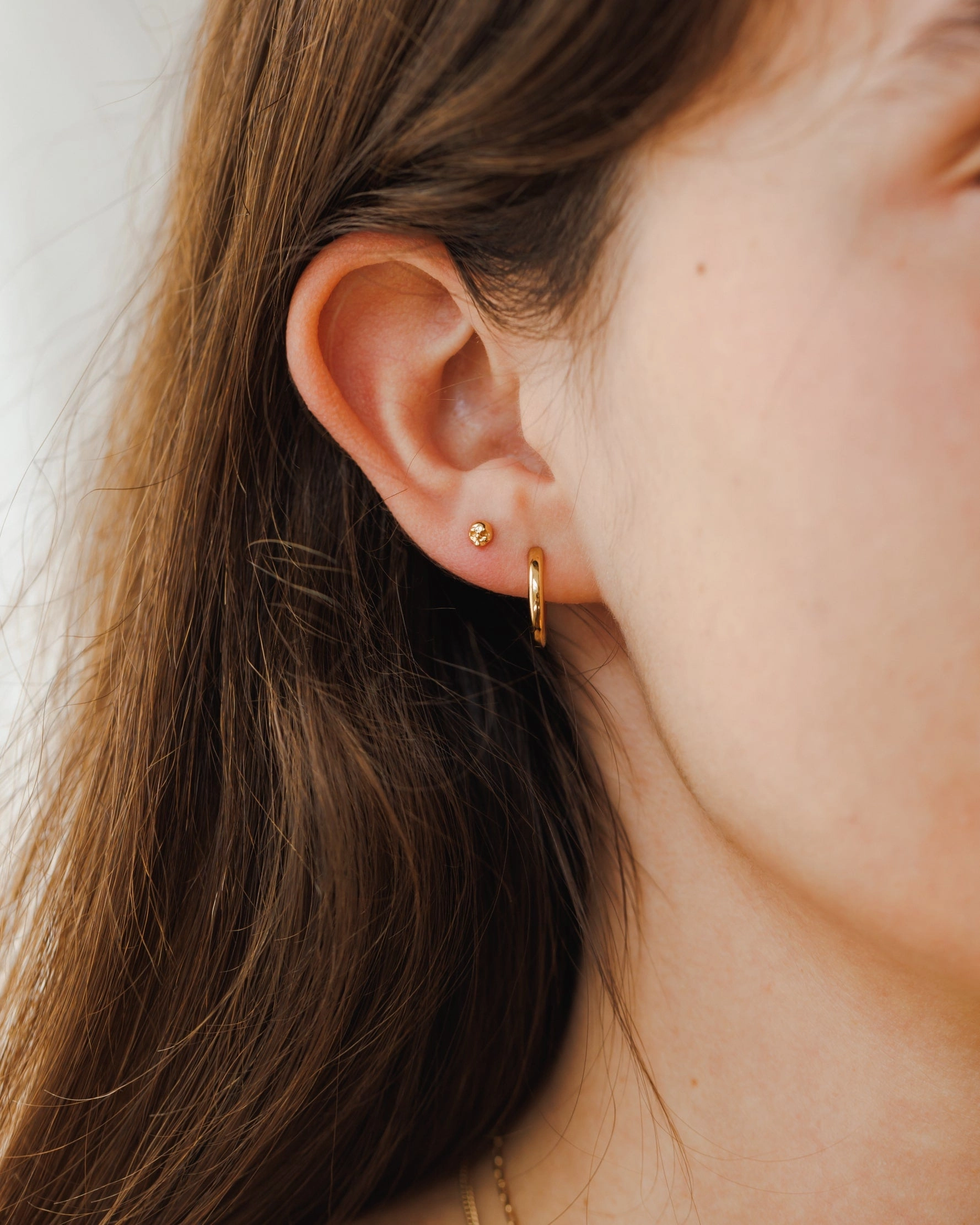 Dazzling Detail Skull Studs