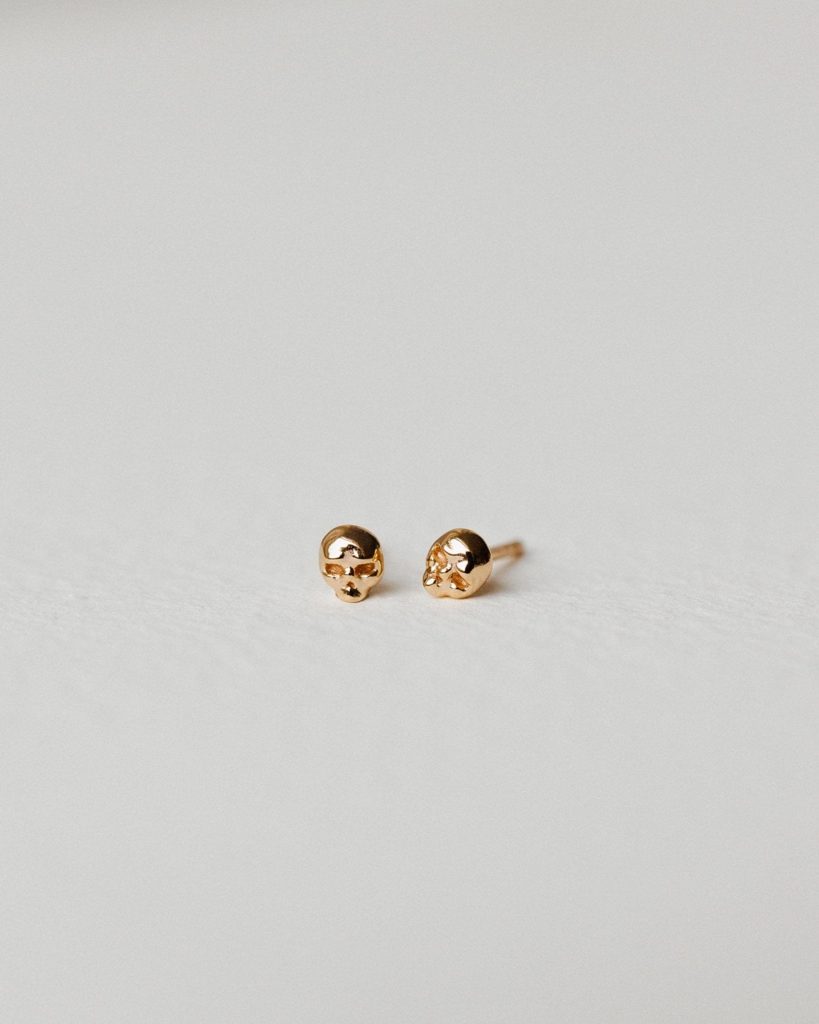 Skull Studs Contemporary Layer Luxury feature
