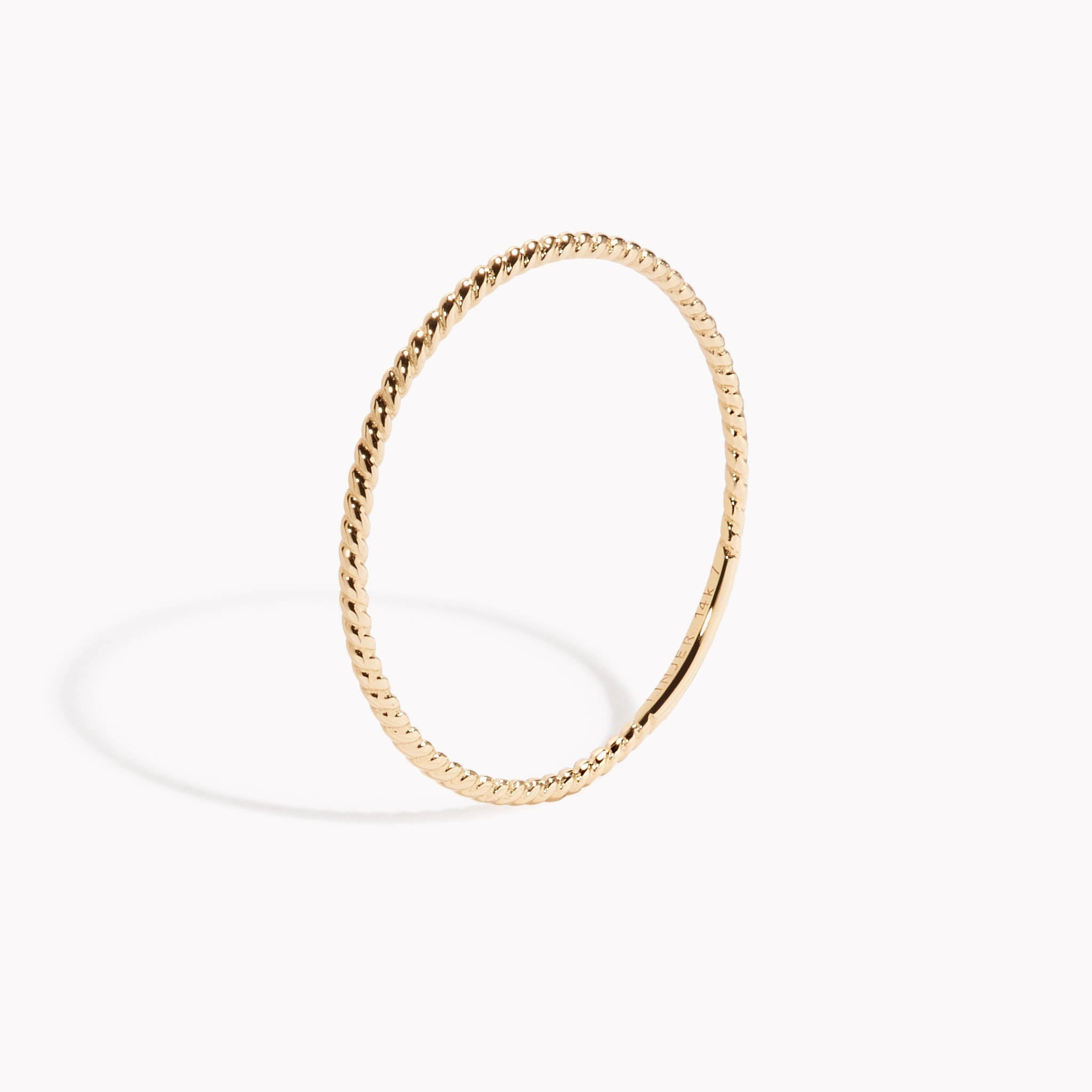 Gentle Shine Creative Look Twist Ring - Laila