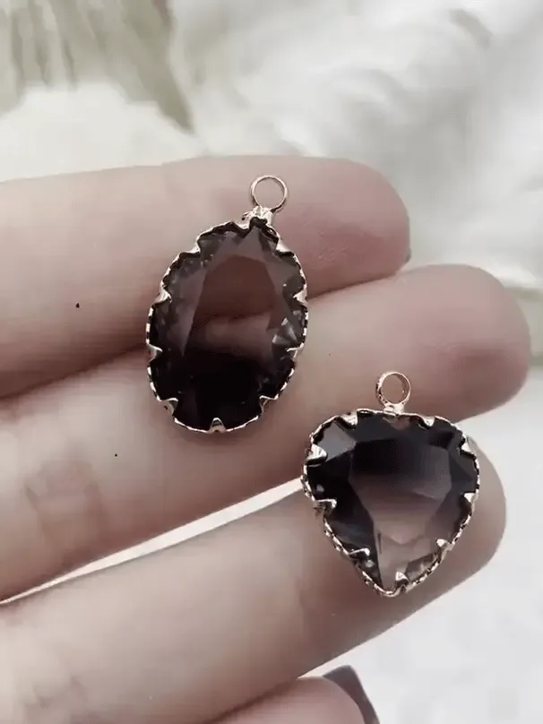 Crystal Gold Pendants and charms. Smokey Heart and Oval Pendant, Black Rectangle Pendant/Charms 3 Shape/Styles Fast Ship Modern Accessory Superior Item