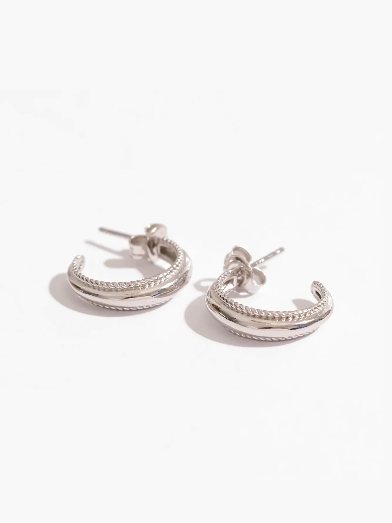 Lightweight Glam Glam Choice Maybelle Hoop