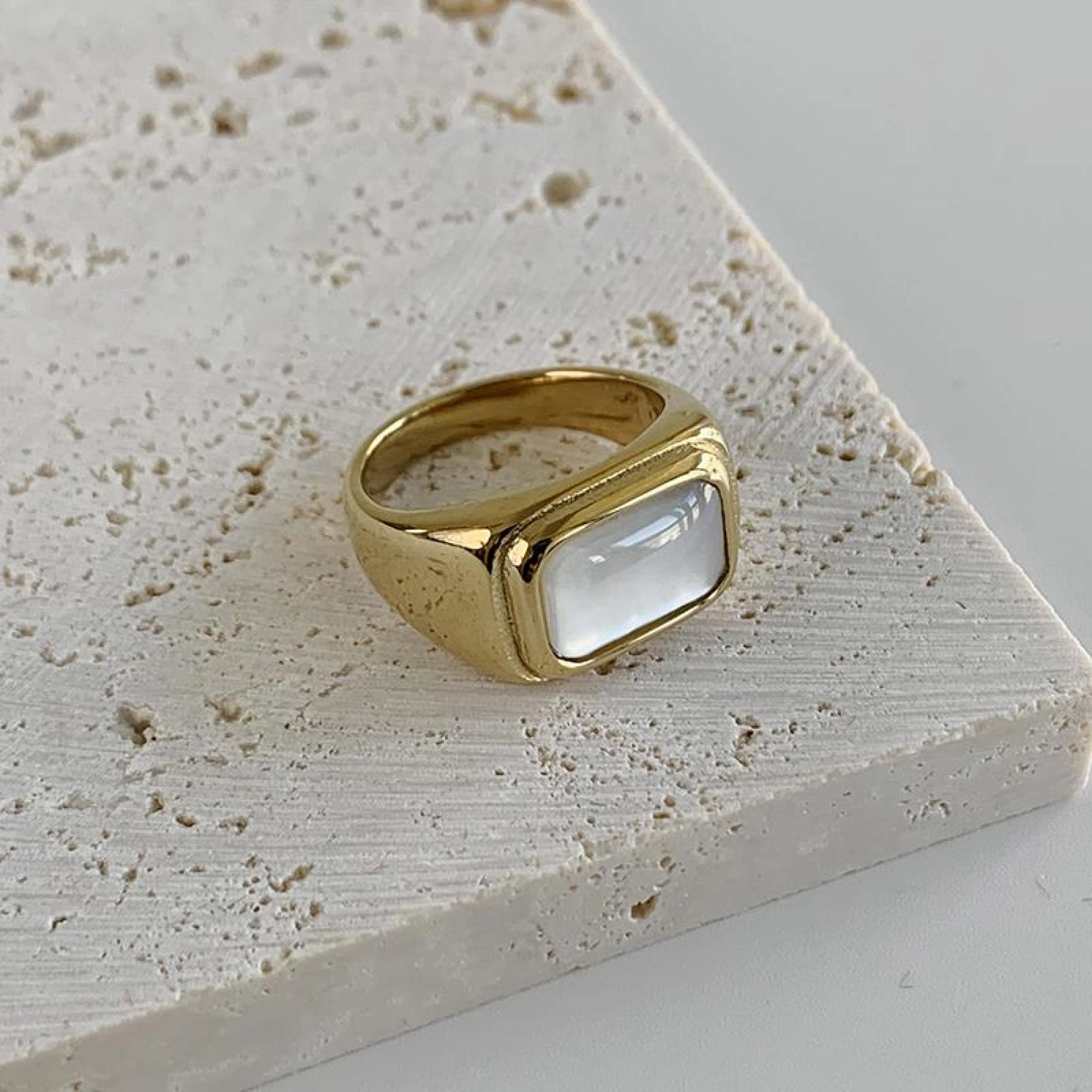 Sousanna 18K Gold Dipped Mother of Pearl Signet Ring | Chunky Gold Ring, Retro Gold Shell Ring, Stackable Baguette Ring Rhombus Boho Minimalist Ring Pure Brilliance Brunch Date