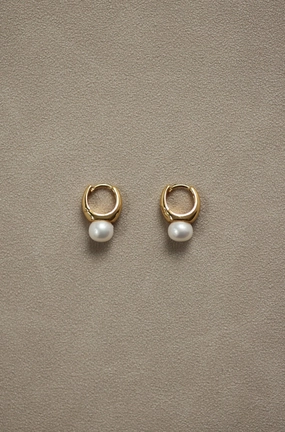 Creative Look Timeless Appeal Viann Round Pearl Huggie Hoop Earrings