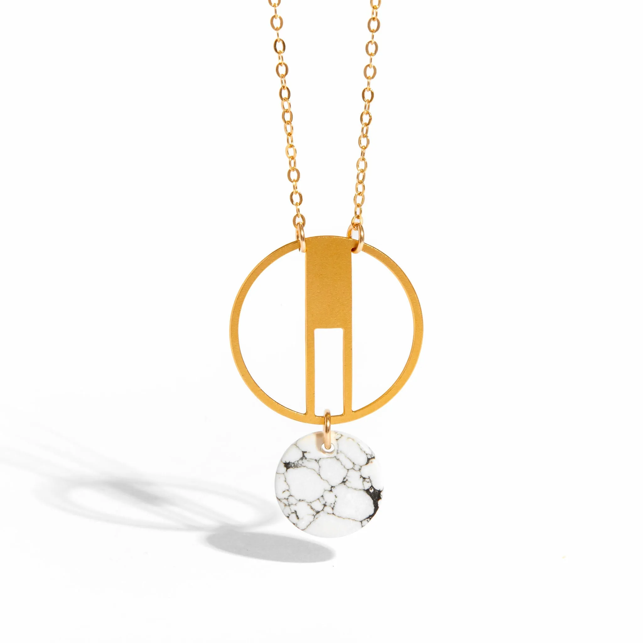Juno - Round Necklace with White Howlite For Wife