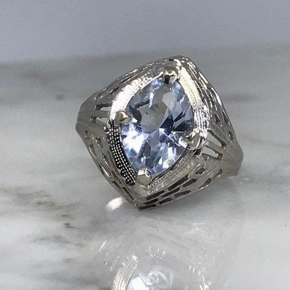 Vibrant Jewelry Design Refined Gift Vintage Aquamarine Ring in 10k White Gold Filigree Setting. March Birthstone. 19th Anniversary.