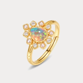 Vintage Opal Ring Exclusive piece Delicate Design