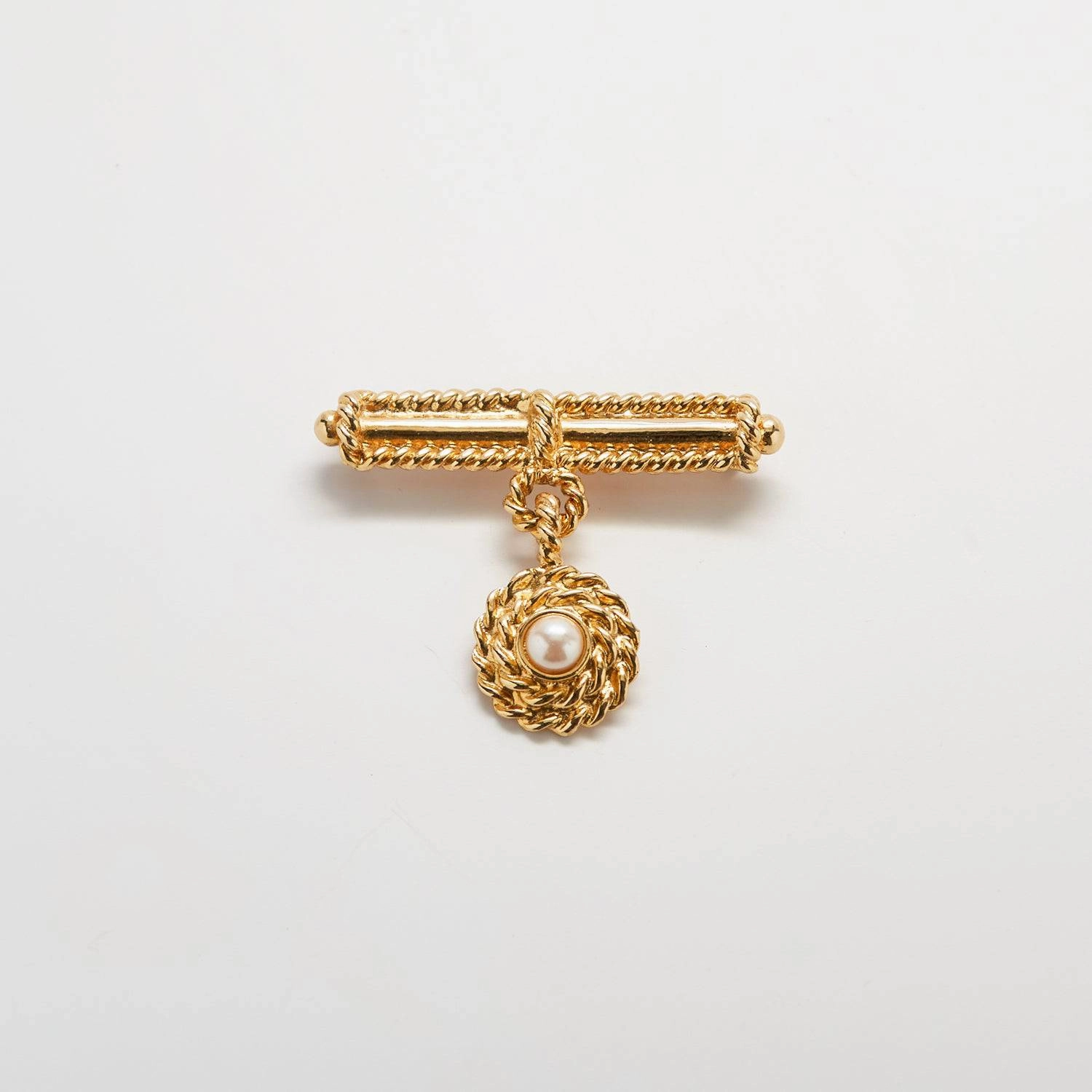 Vintage Pearl and Gold Brooch Statement Highlight