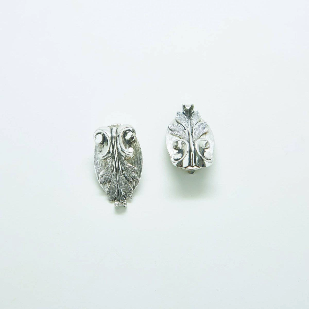 Shimmer Light Soft Shadow Vintage Whiting & Davis Silver Leaf Embellishment Earrings