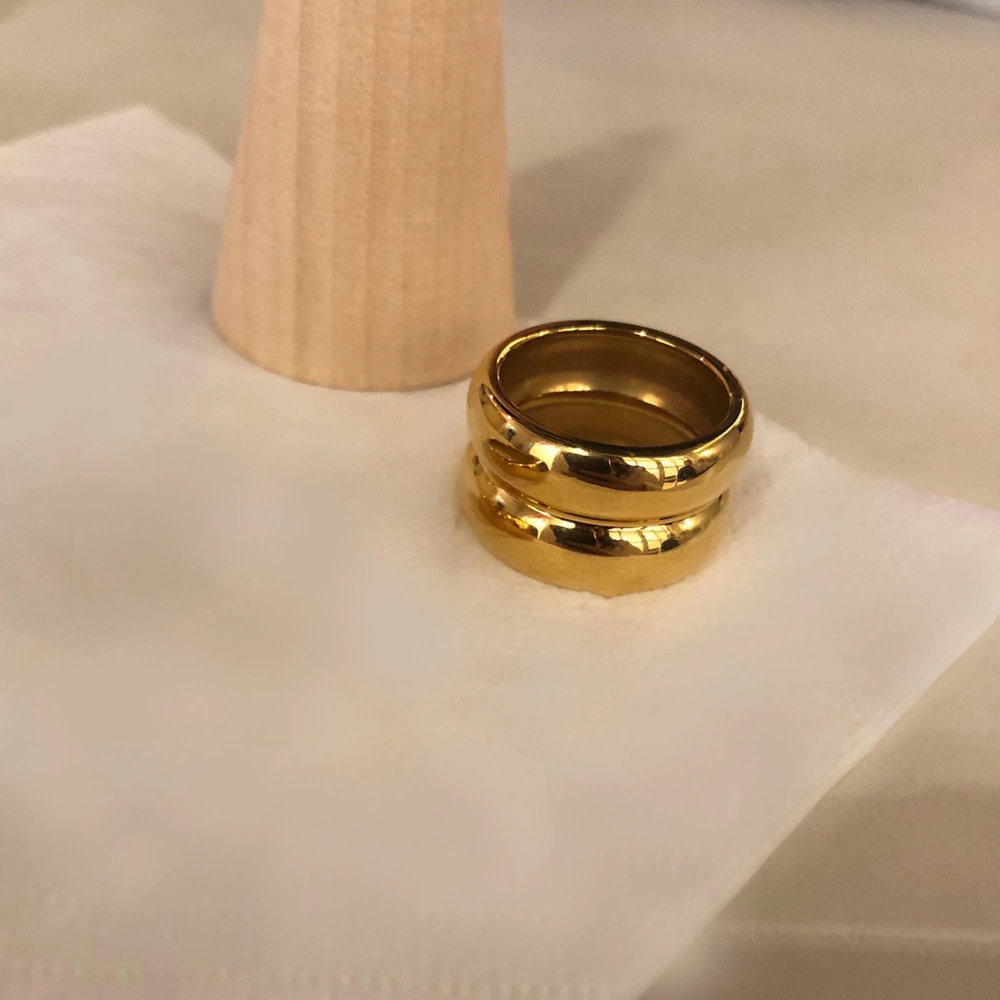 Zeus Bubble Ring Charming Jewelry Pieces